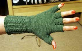 Fingerless glove crochet pattern are my favorite! Top 10 Free Patterns For Knitting Fingerless Mittens Fingerless Gloves Knitted Pattern Knitting Gloves Pattern Knitted Gloves Mittens