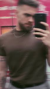 Dave Alvarez (@DaveeAlvarezr)