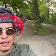 Simon McKenzie in people