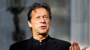 Pakistan's prime minister (and former cricket star) imran khan shared his five tips for success for the national team on twitter on the side, bollywood star shah rukh khan posted not only about the match but father's day as well, showing that he and his son aryan were ready to root for india Covid 19 Pakistan S Pm Imran Khan Tests Positive Bbc News
