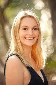 Annette Boatwright's Instagram, Twitter & Facebook