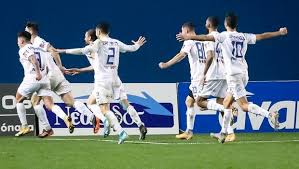 Τα έβαλαν κάτω διοίκηση και γιαννίκης. Panaitwlikos Pas Giannina 1 2 Me Anatroph Ton Ektelese Sto 84 Podosfairo Sport 24