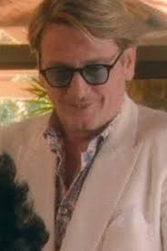 An Easy Girl Reviews