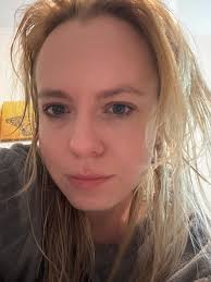 Some good news today: I had 3 hours of electricity this evening And 1 hour  in the morning And somehow managed to Warm the apartment from 10°C to 19°C  now😊 The not-so-good