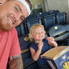 Alex Payne redraws P7 for the feature tonight. Tyler Siri suffers a broken  shock mount in his heat.