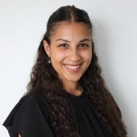 Cecilia Krause's Instagram, Twitter & Facebook