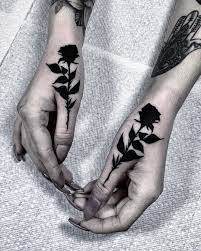 Angelo Parente On Instagram Black Roses Blackwork Inkedmag Dotworker Gothictattoo Fingertattoos Dotworktattoo Tattoosnob Btattooing T Tatoo