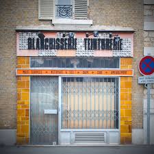 Blanchisserie Teinturerie En 2020 Service De Nettoyage Val D Oise Rue