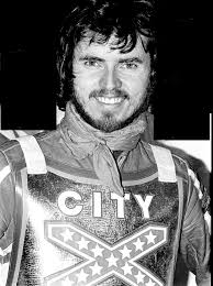 Med legende-status i England