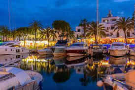 Porto cristo remains a modern but unspoilt all year round location. Porto Cristo Das Reizendste Fischerdorf Der Insel Mallorca