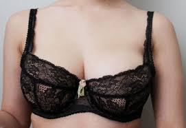 Banyak ramuan yang mengklaim diri bisa memperbesar payudara. Payudara Kiri Lebih Gede Dari Yang Kanan Itu Kenapa Ya 8 Alasan Ini Bisa Menjawabnya