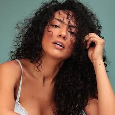 Pamela Rocha's Instagram, Twitter & Facebook