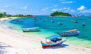 Pulau yang berlokasi di laut sulawesi ini menjadi batas antara indonesia, malaysia, dan filipina. 10 Pulau Menarik Di Malaysia Yang Paling Hits Lupa Libur