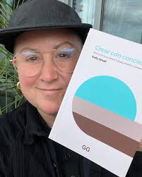 Kelly Small (@kellysmall) • Instagram photos and videos