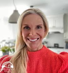 Abigail Corcoran's Instagram, Twitter & Facebook