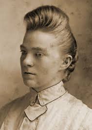 Alice Wendel's Instagram, Twitter & Facebook