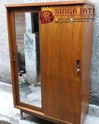 Lemari baju minimalis 2 pintu cotswold solid dan dua laci besar di bagian dasarnya. Jual Lemari Pakaian Jati 2 Pintu Minimalis Modern