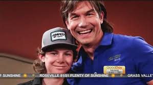 Adult Georgie meets Young Georgie!