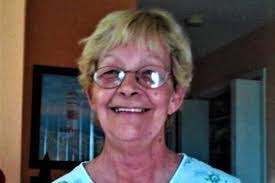 Elizabeth Dingus's Instagram, Twitter & Facebook