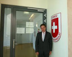 Il presidente draghi e la ministra cartabia in visita al carcere di santa maria capua vetere. Feuilletonfrankfurt De Blog Archive Ein Besuch Im Schweizerischen Generalkonsulat Wie Betrifft Covid 19 Die Arbeit Im Konsulat