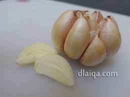 Di malaysia semua bangsa menggunakan bawang putih dalam masakan harian terutamanya masyarakαt cina dan menjadi satu kemestian. D Laiqa Arena Mengenal Bumbu Dapur Bawang Merah Bawang Putih Bawang Bombay
