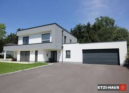 Etzi Haus Leistbare Architektur Gunstige Ziegelmassivhauser Geplant Vom Architekten In Vorchdorf Eugendorf Wien Salzb Haus Haus Bungalow Gunstiges Haus