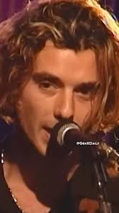 Dave Grohl et Alanis Morissette : Pigtails et superstitions de la  génération X