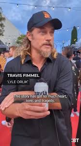 Travis Fimmel en Netflix: Amor, Tragedia y Esperanza