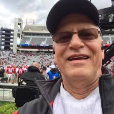 Does the Windjammer have biscuits and gravy