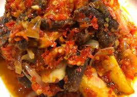 Ikan tongkol (cuci bersih, kucuri dengan air jeruk nipis dan garam, goreng jangan kering banget), resep asli di rebus dulu baru digoreng•jeruk lemon•cabe merah keriting•bawang merah•bawang putih•tomat kecil•daun jeruk•serai, geprek. Resep Ayam Balado Padang Asli Hijab Casual