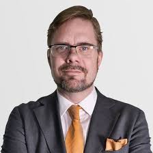 I dagens kulturnämnd avhandlas ärendet "Göteborgs Stads anvisning för att  ta emot en fristadskonstnär " Vad ingår i fristadsbudgeten? • Stipendium  till fristadskonstnären • Avgift för ansökan hos Migrationsverket • Hyra av