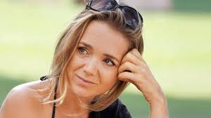 Helena vondráčková se narodila 24. Sok Vondrackova Po Rozchode S Plekancom Robi Cudne Veci Toto By Nikto Necakal Lucie Preco