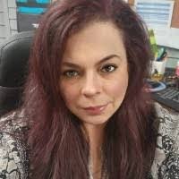 Lori Storey's Instagram, Twitter & Facebook