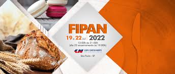 No brasil é celebrado no segundo domingo de agosto, em portugal é no dia 19 de março. A Feira Fipan