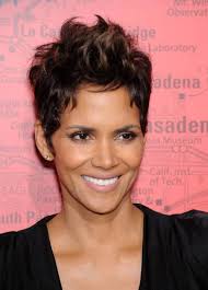 Short hairstyles 2019, bob hairstyles, pixie cut, hair color, short layered hair, short hairstyles for black women, thick, thin, fine hair, short haircuts 2018. 40 Sparkly Christmas And New Year Eve Hairstyles