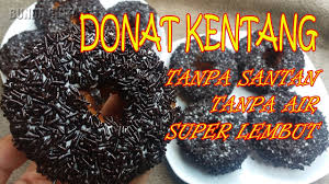 Resep donat kentang resep donat kentang empuk, lembut, dan enak banget cara tetapi ada lho donat yang sangat unik yaitu cara membuat donat kentang lembut, saya jamin, donat ini mampu membuat lidah umi/bunda ketagihan, karena memang donat ini cocok sekali dibuat diet, karena. Resep Donat Kentang Super Lembut Youtube