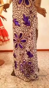 Ella es la bella Alida Elizabeth Bello Hernández, Miss Miranda del Miss  Venezuela 1979. . Es esposa y madre, de ella también se puede decir que es  una mujer que encontró el