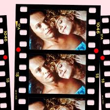 One couple on the verge of breaking up has to deal with clearing their name from murder. The 25 Best Romantic Comedies Of All Time Vanity Fair