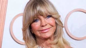 Anita Ruggles's Instagram, Twitter & Facebook