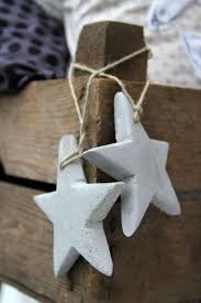 Beton Deko Fur Weihnachten Diy Ideen Und Tipps Basteln Weihnachten Weihnachtsbasteln Diy Weihnachten