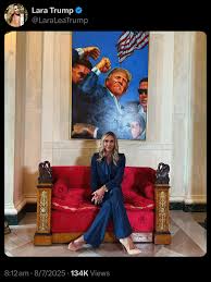 💙 X_R_P 🦋 V_R_A 💙 on X: "🟩🟩🟩🟩🟩🟩🟩🟩 LARA TRUMP JUST POSTED BLACK SWANS 🦢 either side of her. FIGHT FIGHT FIGHT 🥊 🟩🟩🟩🟩🟩🟩🟩🟩 https://t.co/WJJ7h1PgWa" / X