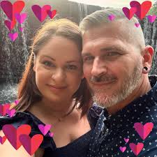 Who can recommend a tattoo artist in the local area?