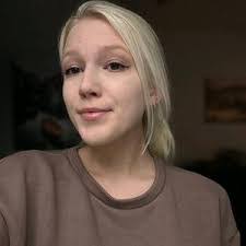 Alice Lebel's Instagram, Twitter & Facebook