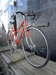 Peugeot Mixte Orange Wirbelwind In 2020 Peugeot Reifengrosse Felgen