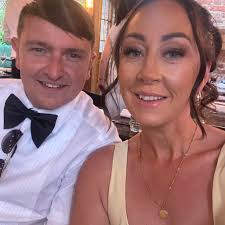 Any good lash techs for prom