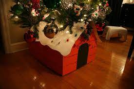 Snoopy Dog House Tree Stand Snoopy Christmas Tree Charlie Brown Christmas Decorations Charlie Brown Christmas Tree