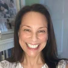 Carly Rosen's Instagram, Twitter & Facebook