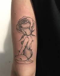 Anna Neudecker In Muhtesem Dovmeleri Bodyartideas Becoming A Tattoo Artist Tattoos Body Art Tattoos