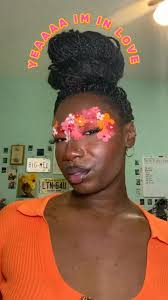 Babyyyyyy this smokey eye really has me in a mfn chokehold. I really  enjoyed doing this look. I'm falling in love with creating again and it  feels so good😌. I put these