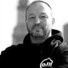 Chris Dammann's Instagram, Twitter & Facebook